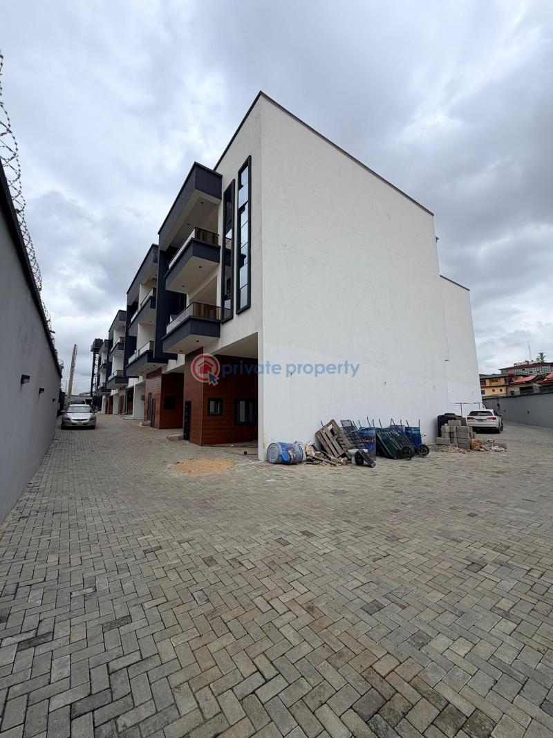 4 bedroom Duplex For Sale Allen Avenue Ikeja Lagos - 12