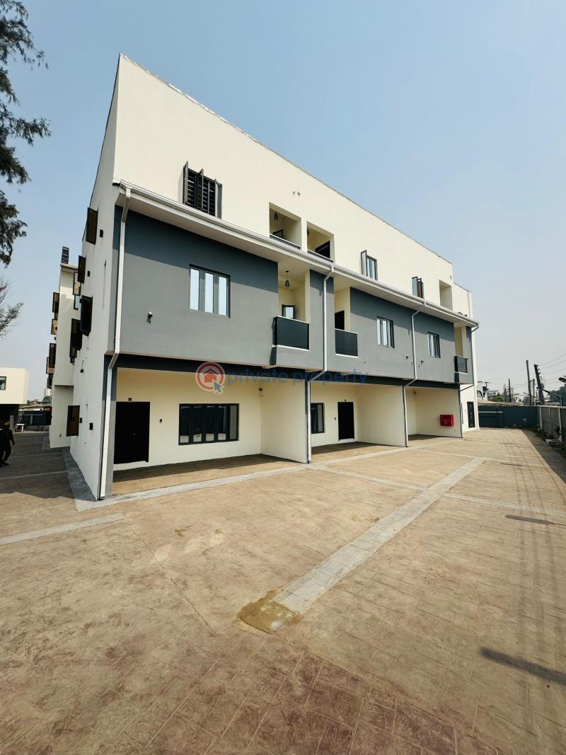 4 bedroom Duplex For Sale Surulere Lagos - 2