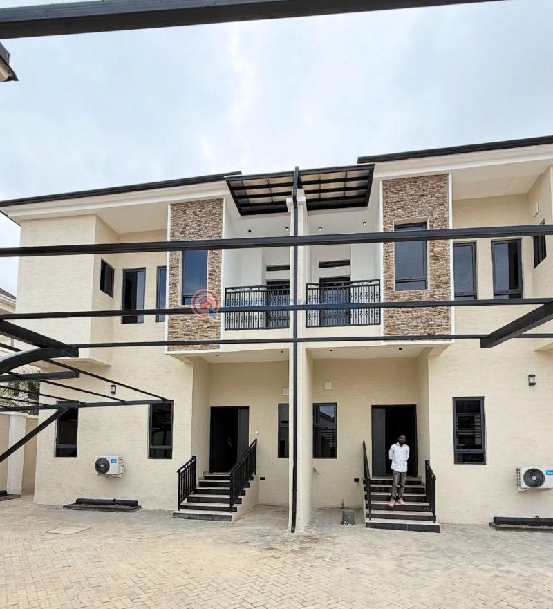 4 bedroom Semi detached Duplex For Rent Jahi Gilmor District Jahi Abuja Phase 2  - 3