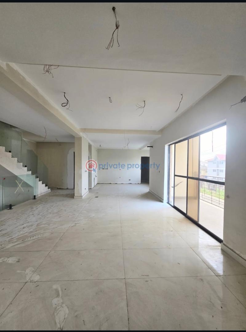 4 bedroom Terraced Duplex For Sale Obanikoro Shomolu Lagos - 1