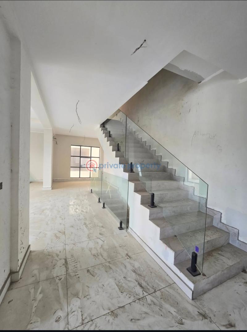 4 bedroom Terraced Duplex For Sale Obanikoro Shomolu Lagos - 2