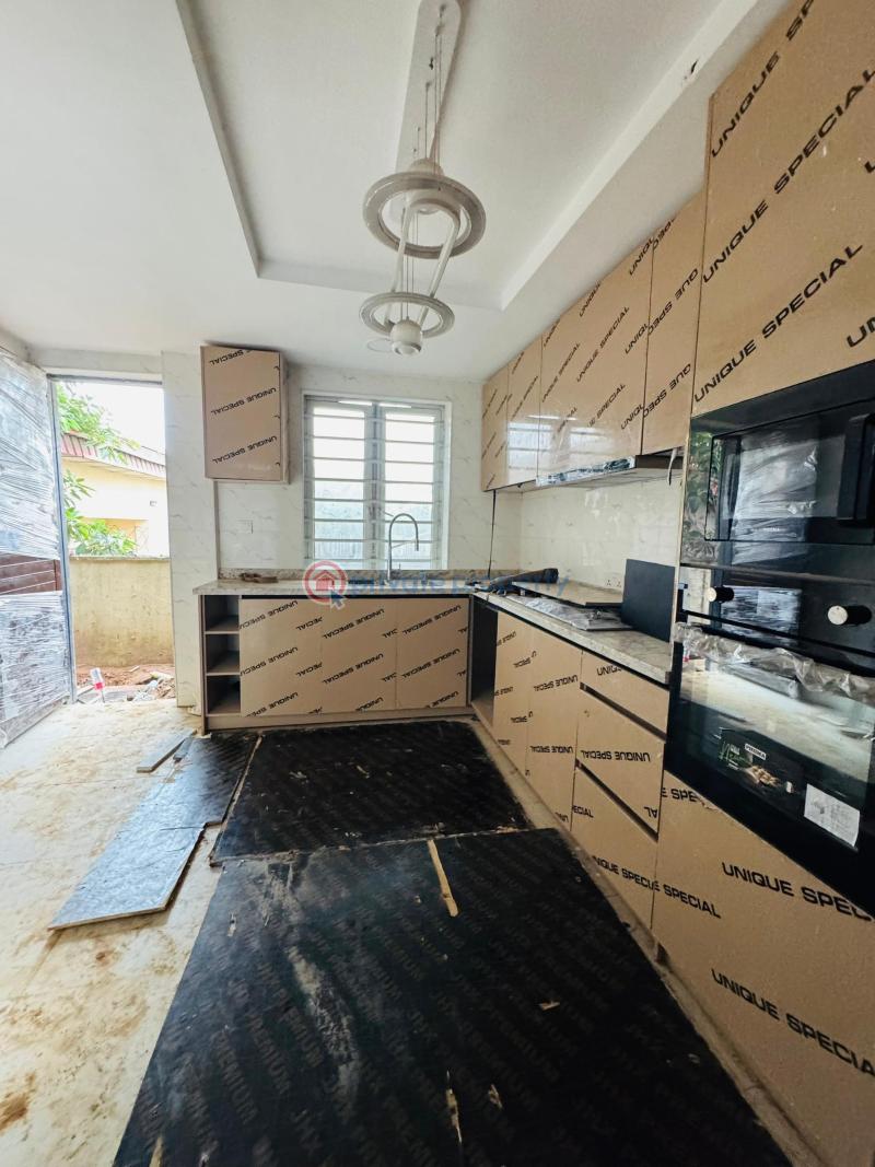 4 bedroom Terraced Duplex For Sale Adeniyi Jones Ikeja Lagos - 8