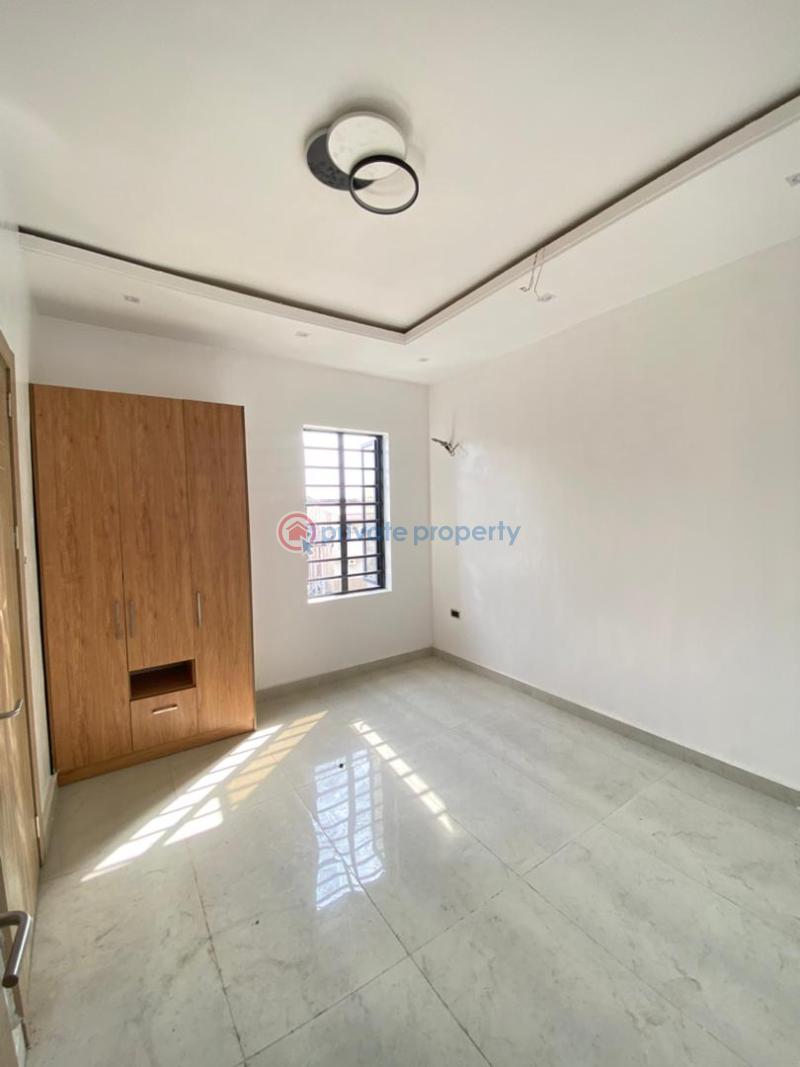 4 bedroom Terraced Duplex For Sale Off Bisola Durosimi Eti Drive Lekki Phase 1 Lagos - 18