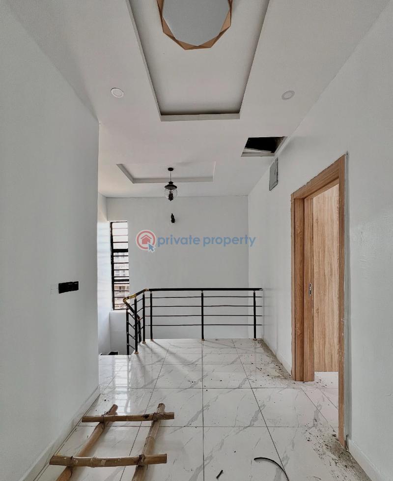 4 bedroom Terraced Duplex For Sale Ikota Lekki Lagos - 5