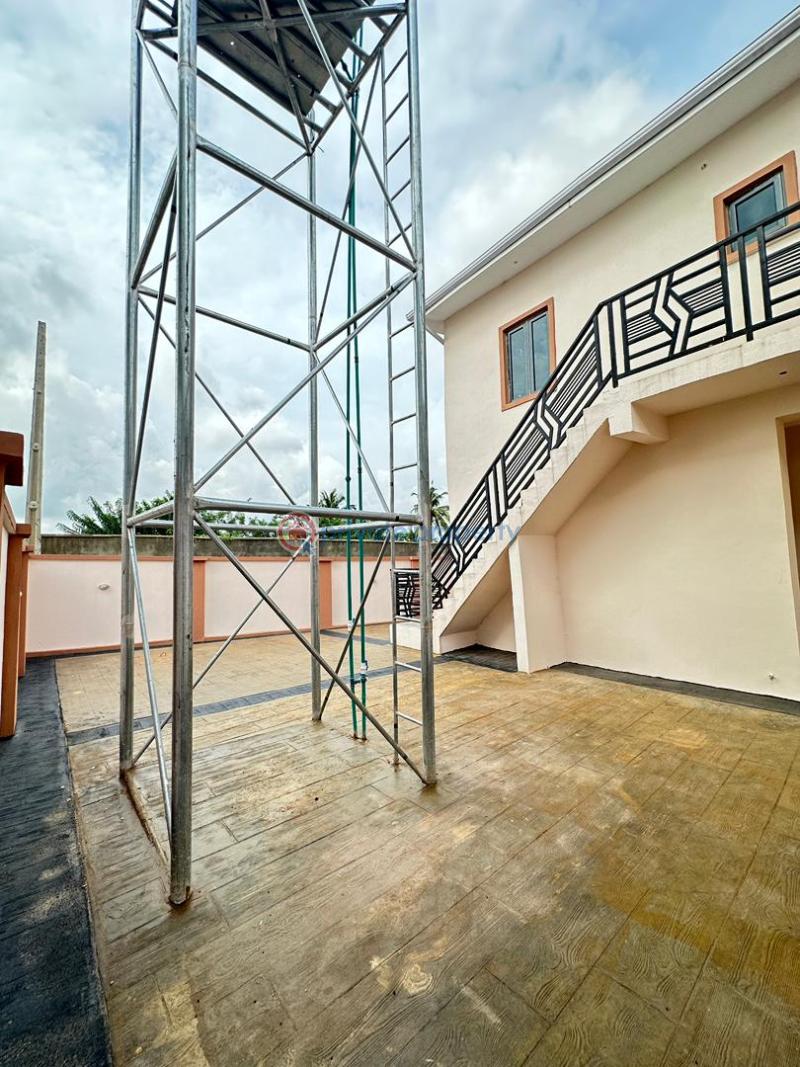 House For Sale Bobby Olofa, Akala Akobo, Ibadan Ibadan Oyo - 11