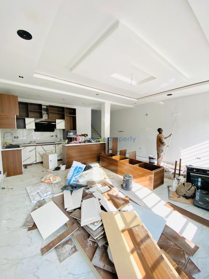 4 bedroom Terraced Duplex For Rent Ikate Lekki Lagos - 1