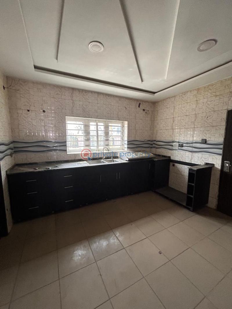 Newly built 4 bedroom terraced apartment - 2 4 bedroom Terraced Duplex For Rent Guzape Abuja Phase 1  - 2