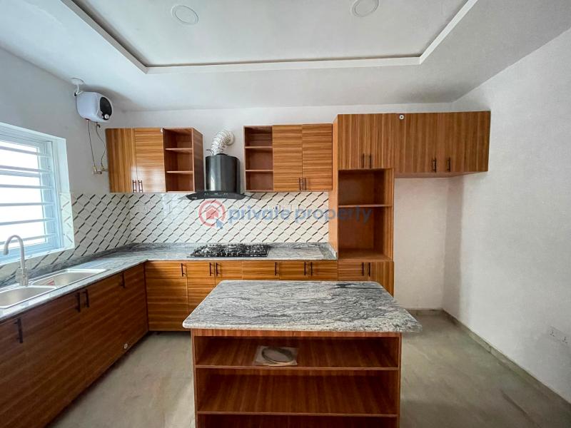 4 bedroom Flat & Apartment For Sale Phase 2 Ogudu GRA Lagos - 7