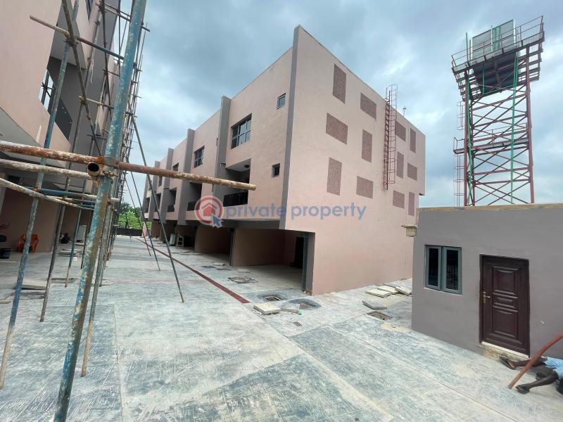 4 bedroom Flat & Apartment For Sale Alaka Estate Ogunlana Surulere Lagos - 0