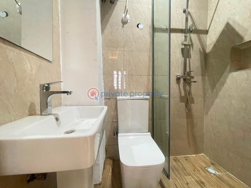 4 bedroom Flat & Apartment For Sale Alaka Estate Ogunlana Surulere Lagos - 1