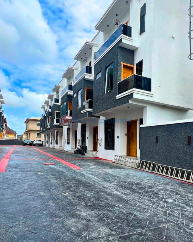 4 bedroom Duplex For Sale Chevron Drive Lekki Lagos - 1