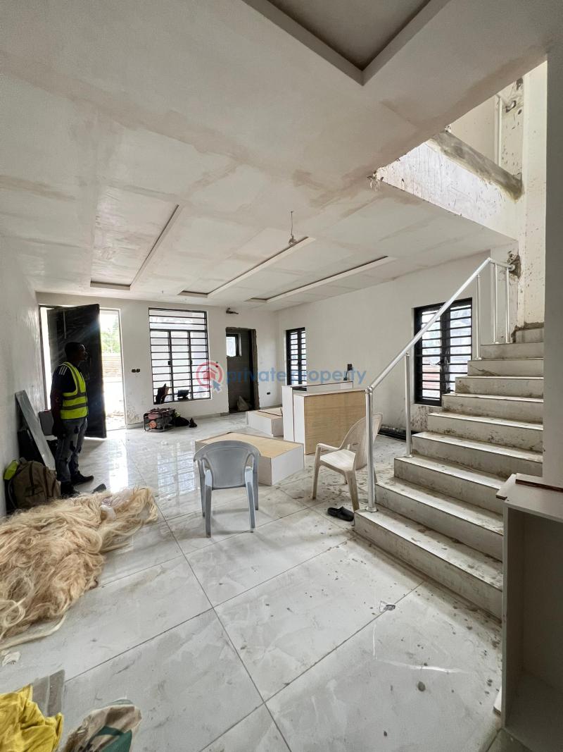 Newly built 4 bedroom terraced duplex with bq, swimming pool and gym. - 3 4 bedroom Terraced Duplex For Sale Ikoyi Lagos - 3