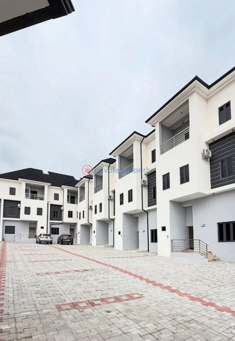 4 bedroom Terraced Duplex For Rent Guzape Districts Guzape Abuja Phase 1  - 0