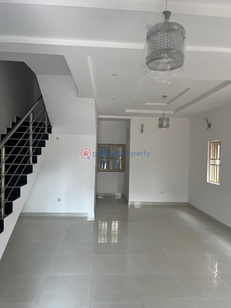 4 bedroom Terrace For Sale Road 32, Ikota Villa Estate Ikota Lekki Lagos - 3