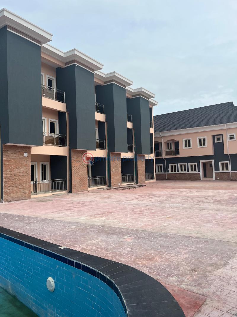 4 bedroom Terrace For Sale Road 32, Ikota Villa Estate Ikota Lekki Lagos - 2