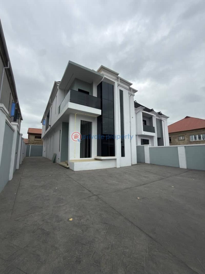 House For Sale Alao Akala Way, Okebadan Estate, Akobo, Ibadan Ibadan Oyo