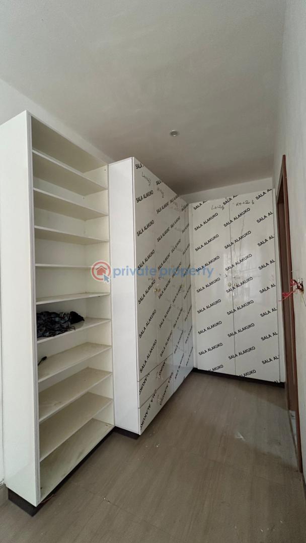 5 bedroom Semi detached Duplex For Sale Millennium Gbagada Lagos - 7