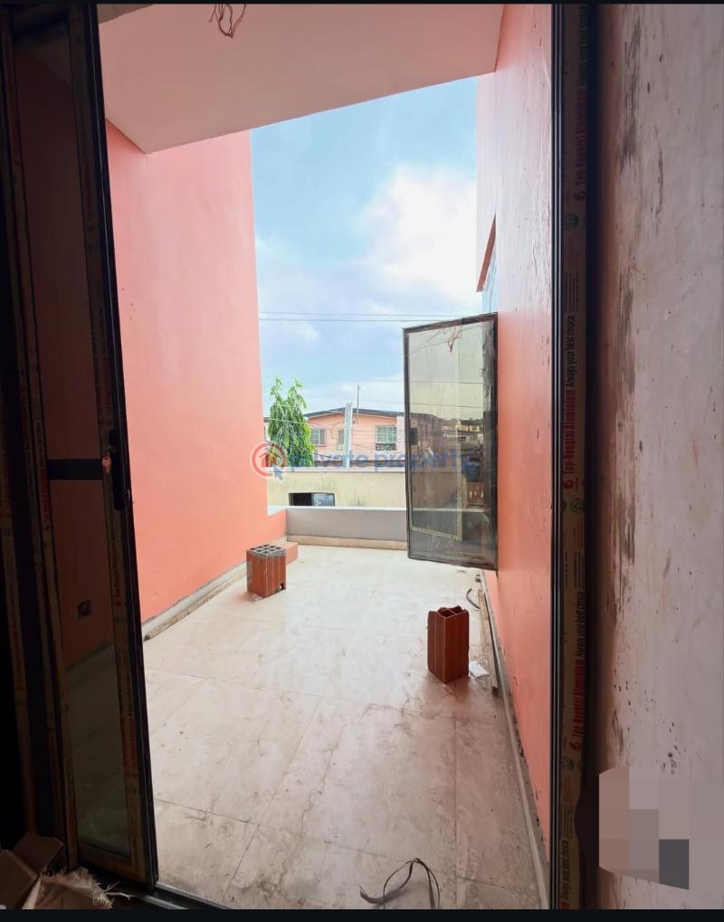 4 bedroom Terraced Duplex For Sale Maryland Lagos - 10