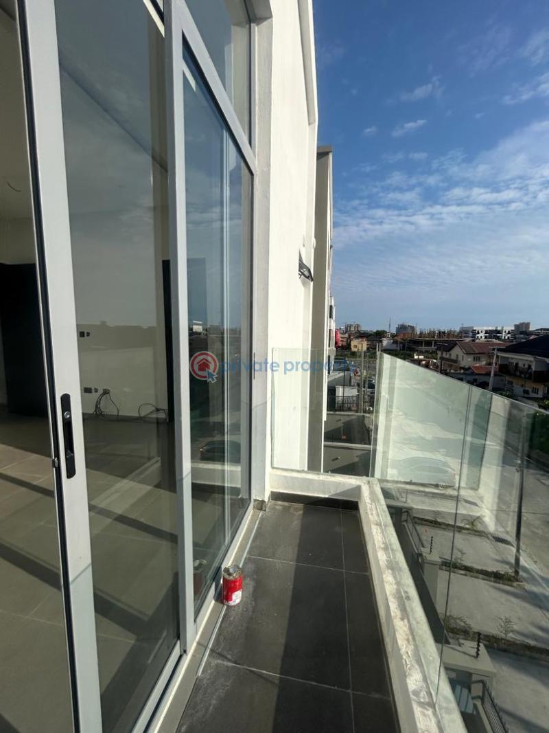 4 bedroom Terrace For Sale Lekki Phase 1 Lagos - 5