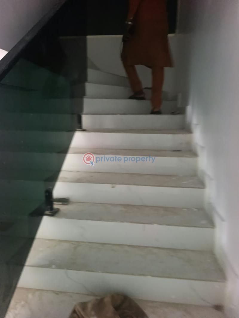 4 bedroom Detached Duplex For Sale Ikolaba Estate Agodi Ibadan Oyo - 11