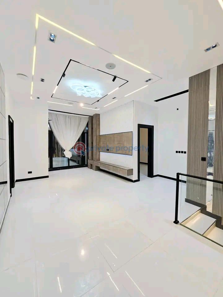 3 bedroom Block Of Flats For Sale Omole Phase 1 Ojodu Lagos - 2