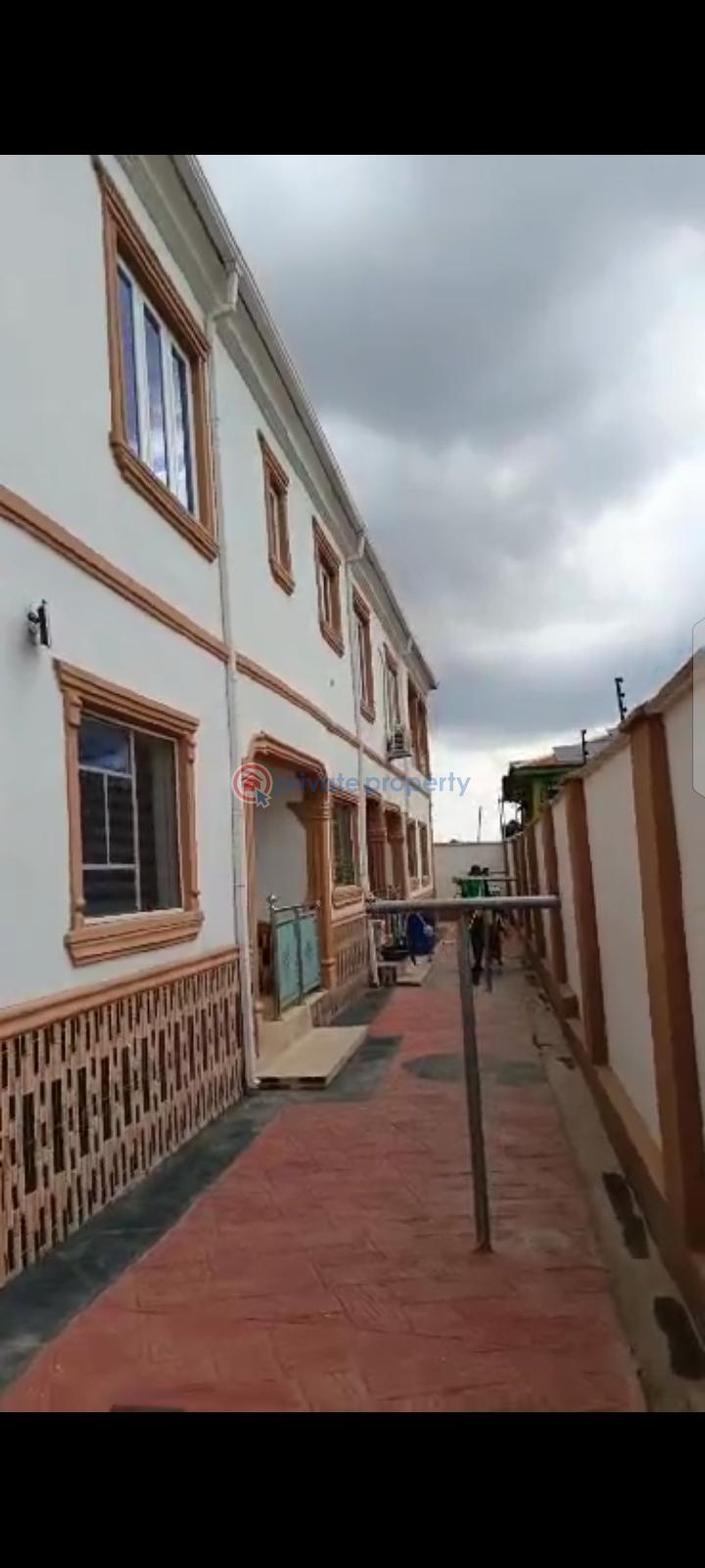 Newly built 4 units of 2 bedroom flat with pop and other modern facilities at alakia - 6 House For Sale Alakia Ibadan Oyo - 6