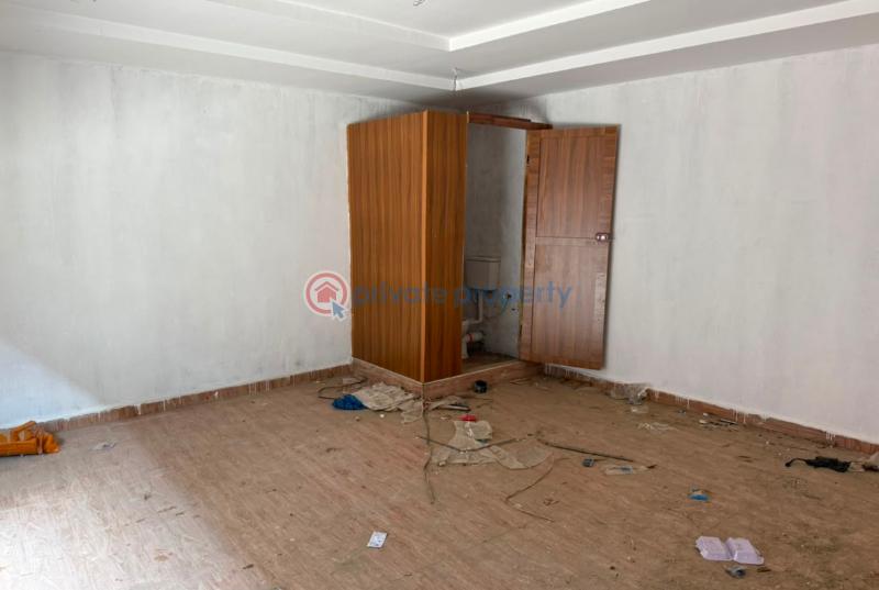 Commercial Property For Sale Complex Facing Dual Carriage Road At Queen Cinema, Along Mokola Dugbe Ibadan Oyo - 2