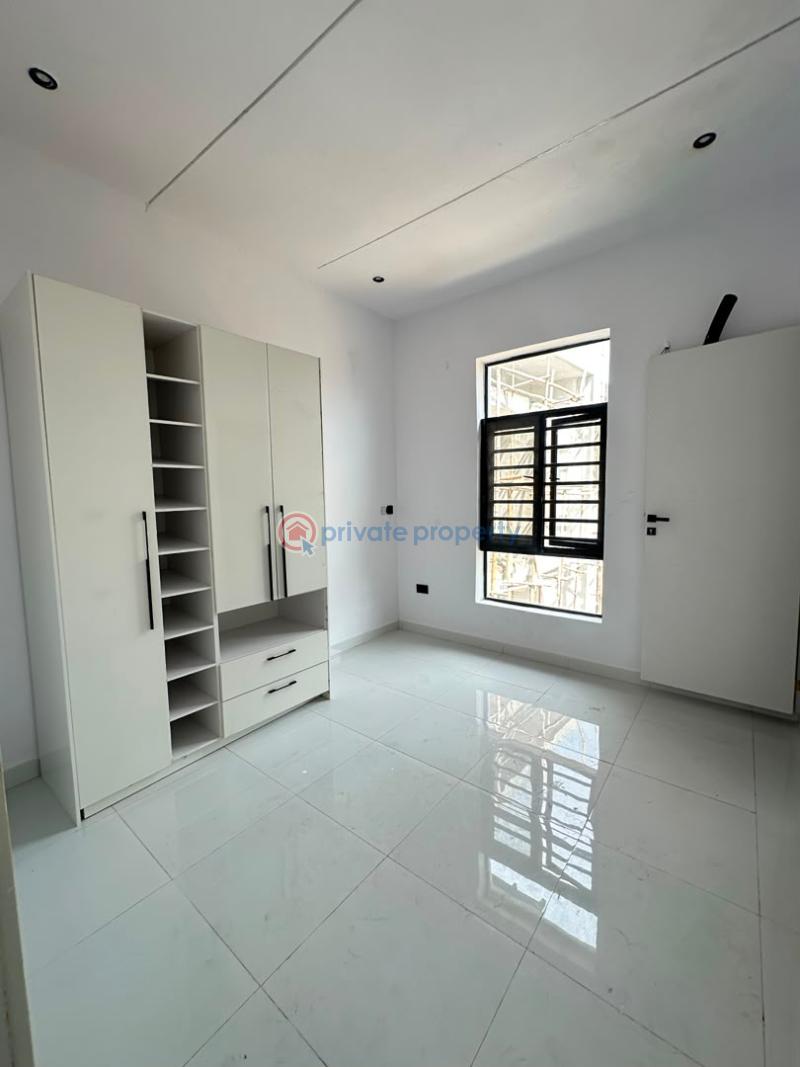 4 bedroom Semi detached Duplex For Sale Villa Ikota Lekki Lagos - 4