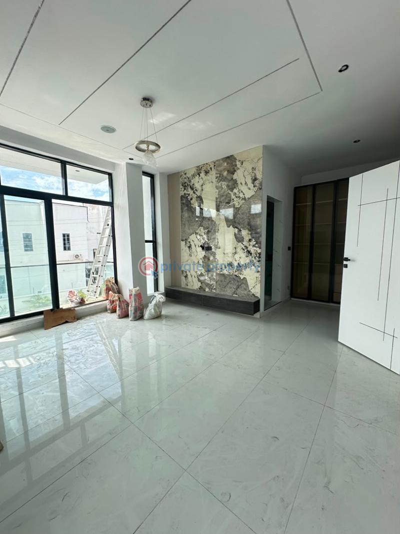 4 bedroom Semi detached Duplex For Sale Villa Ikota Lekki Lagos - 2