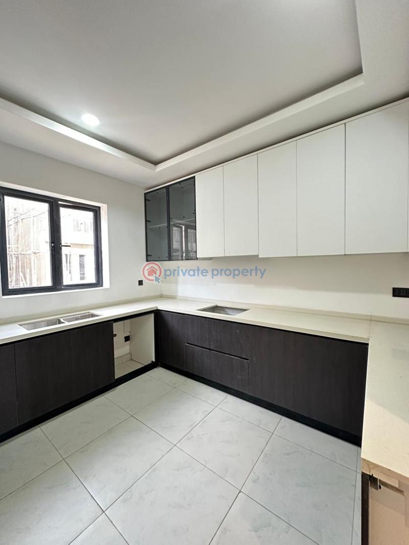 4 bedroom Semi detached Duplex For Sale Freedom Way Lekki Phase 1 Lagos - 8