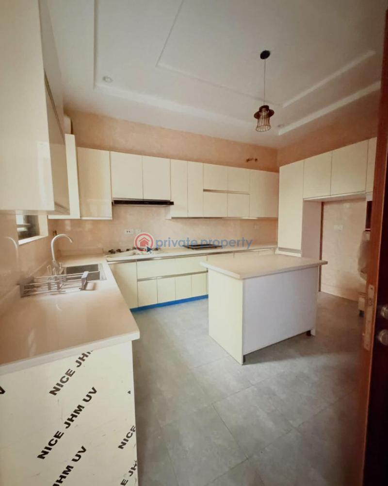 4 bedroom Detached Duplex For Sale Magodo Phase 2 Gra Magodo Kosofe/Ikosi Lagos - 2