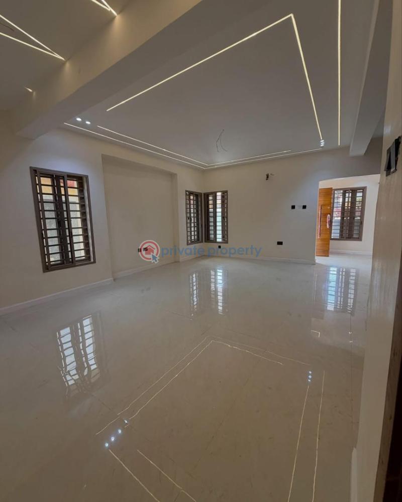 4 bedroom Detached Duplex For Sale Cement Mongoro Ikeja Lagos - 3