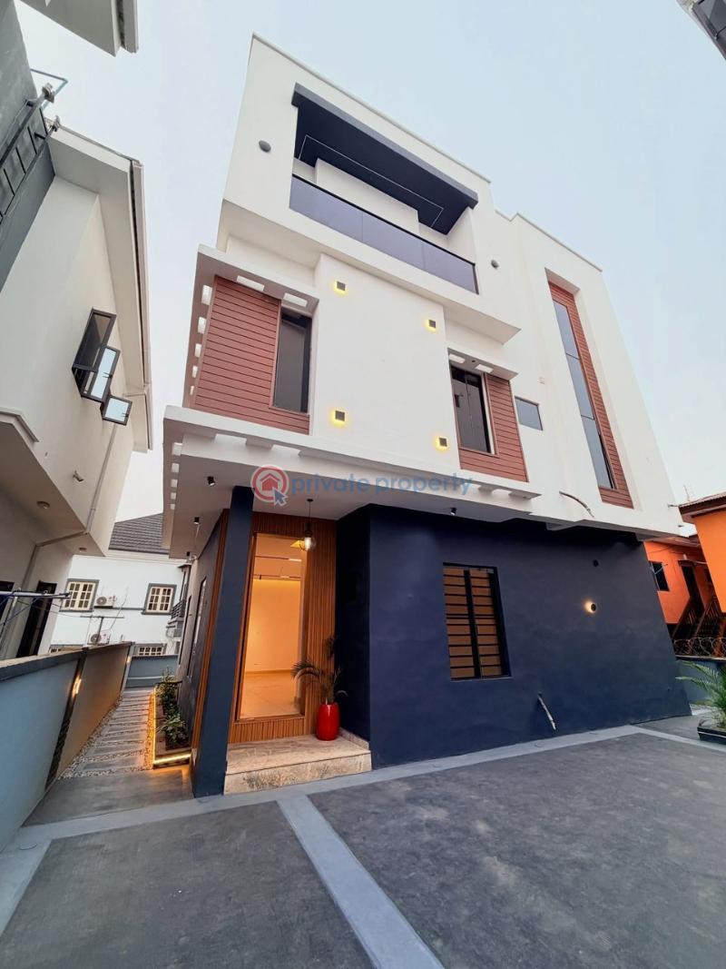 4 bedroom Detached Duplex For Sale Magodo Gra Phase 2 Kosofe/Ikosi Lagos - 0