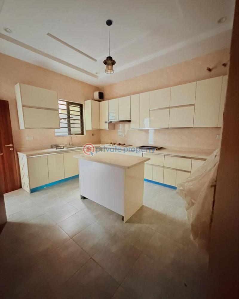 4 bedroom Detached Duplex For Sale Magodo Phase 2 Gra Magodo Kosofe/Ikosi Lagos - 1