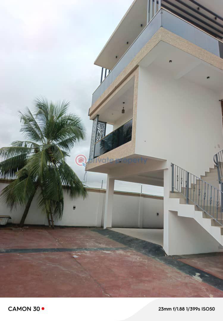 Newly built 4bedroom detached duplex in a serene area - 5 6 bedroom Detached Duplex For Sale Magodo GRA Phase 2 Kosofe/Ikosi Lagos - 5