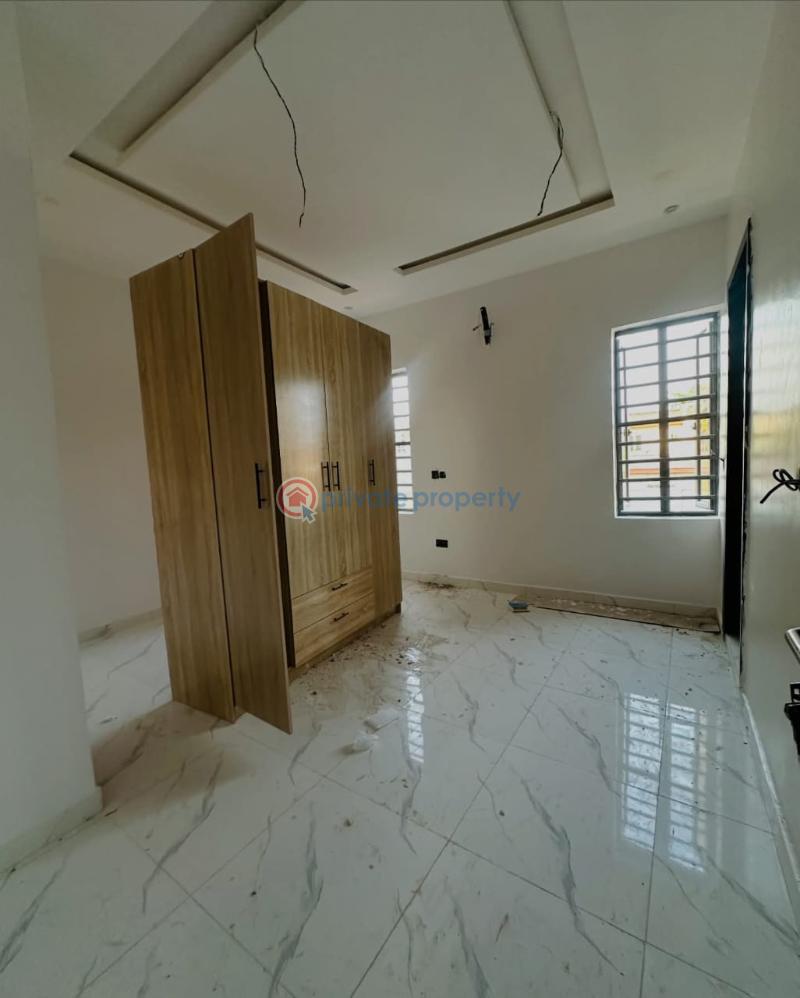 4 bedroom Detached Duplex For Sale Magodo Phase 1 Magodo GRA Phase 1 Ojodu Lagos - 4