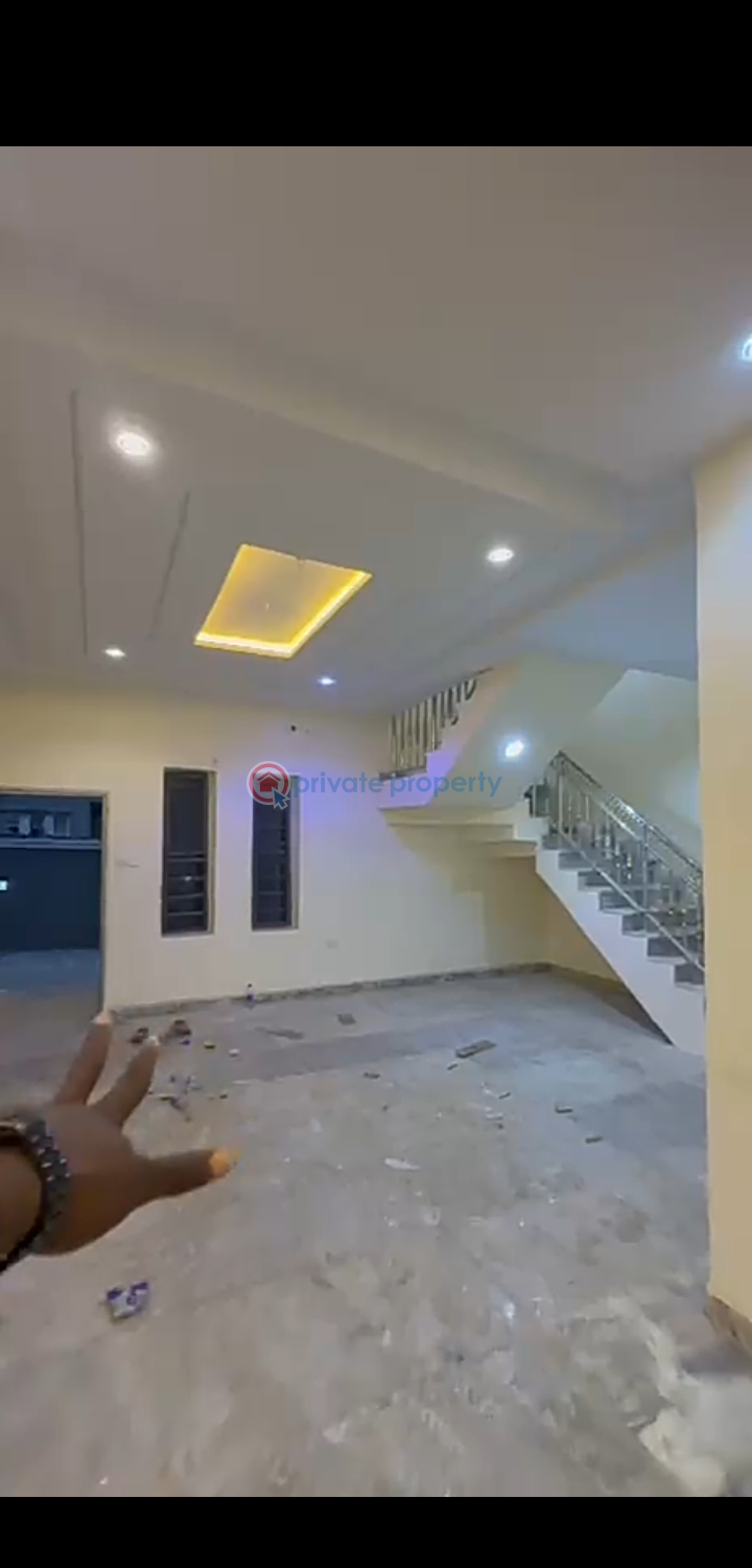 4 bedroom Duplex For Rent Apo Resettlement Apo Abuja Phase 2  - 2