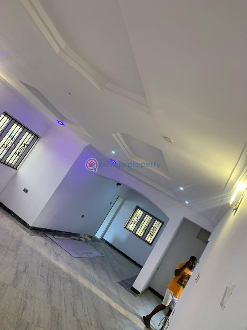 Newly built 4bedroom duplex with all modern facilities just 3 in compound. proximity to akala express b4 liberty academy - 5 4 bedroom Duplex For Rent Abbey Technical Akala Express Akala Express Ibadan Oyo - 5