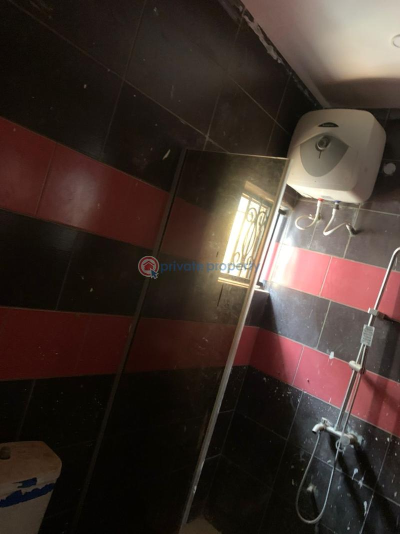 Newly built 4bedroom duplex with all modern facilities just 3 in compound. proximity to akala express b4 liberty academy - 1 4 bedroom Duplex For Rent Abbey Technical Akala Express Akala Express Ibadan Oyo - 1