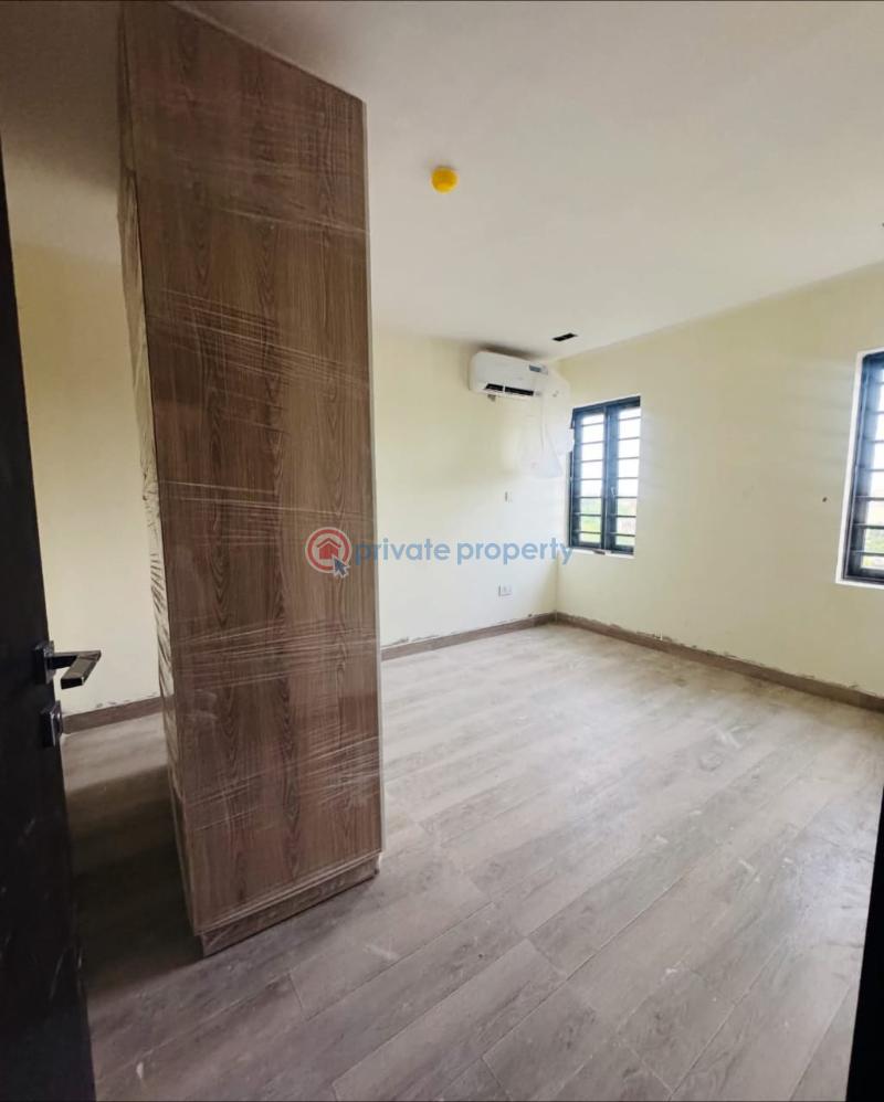 4 bedroom Detached Duplex For Sale Opebi Ikeja Lagos - 17