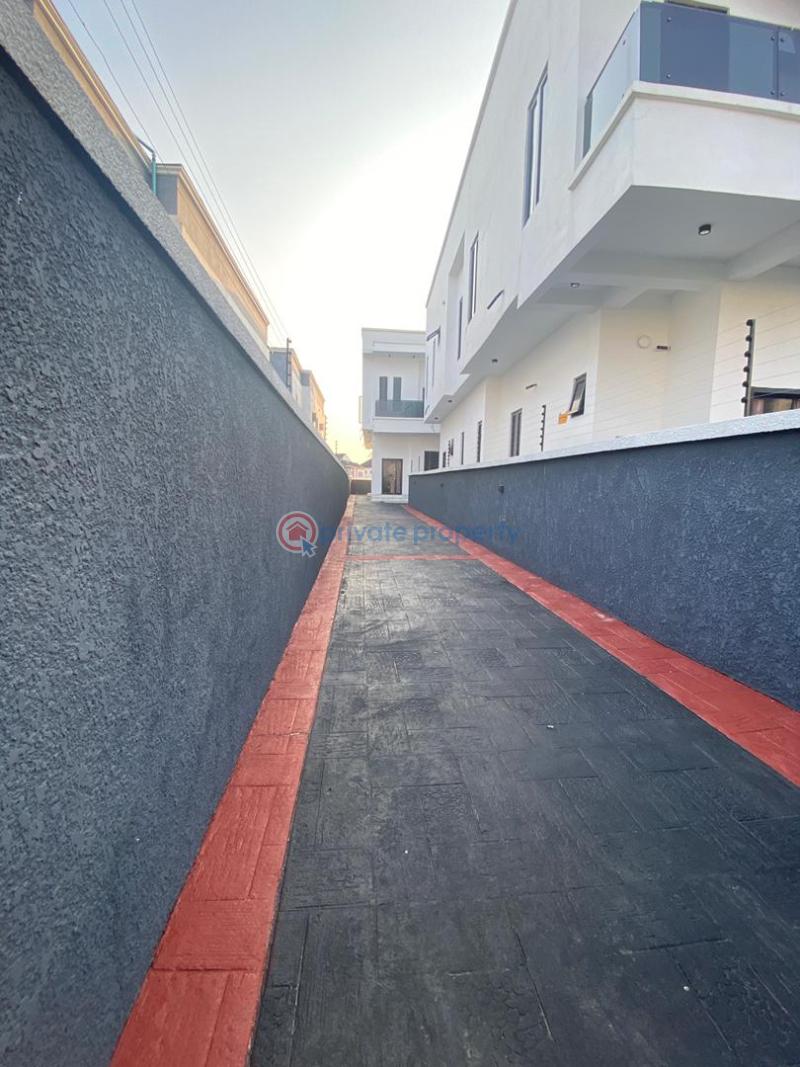 4 bedroom Detached Duplex For Sale Ikota Lekki Lagos - 5
