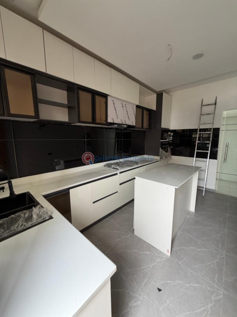 4 bedroom Detached Duplex For Sale Idado Lekki Lagos - 4