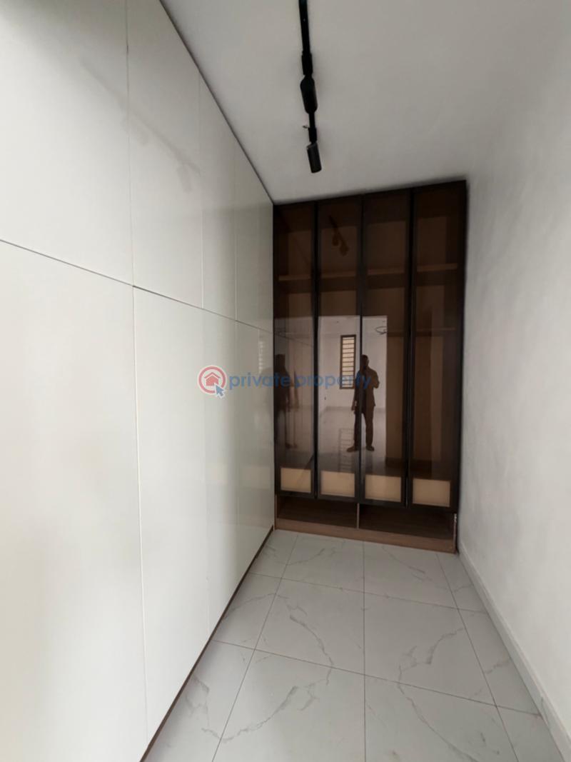 4 bedroom Detached Duplex For Sale Idado Lekki Lagos - 9