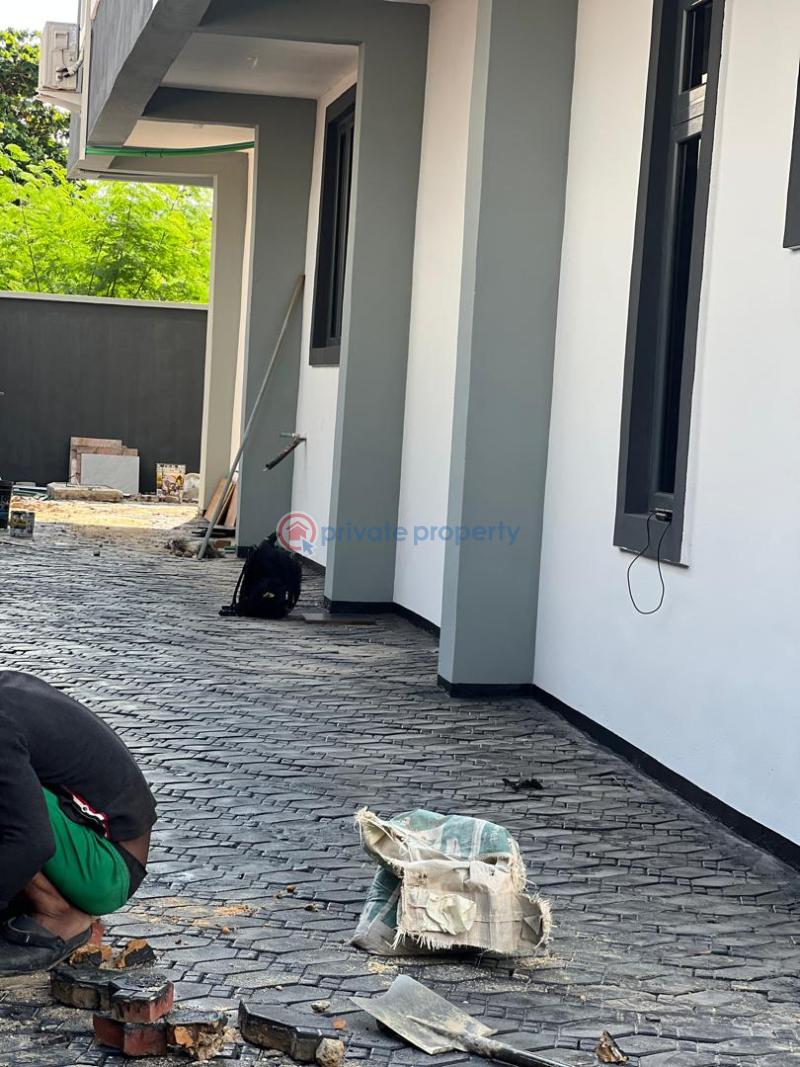 4 bedroom Detached Duplex For Rent Adeniyi Jones Ikeja Lagos - 17
