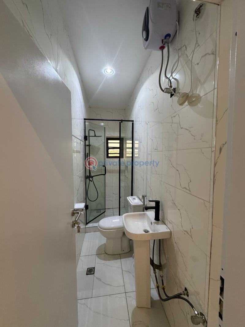 4 bedroom Semi detached Duplex For Sale Along Voice Of Nigeria Road Lugbe Abuja Phase 4  - 16