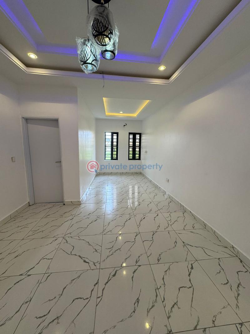 4 bedroom Semi detached Duplex For Sale Along Voice Of Nigeria Road Lugbe Abuja Phase 4  - 7