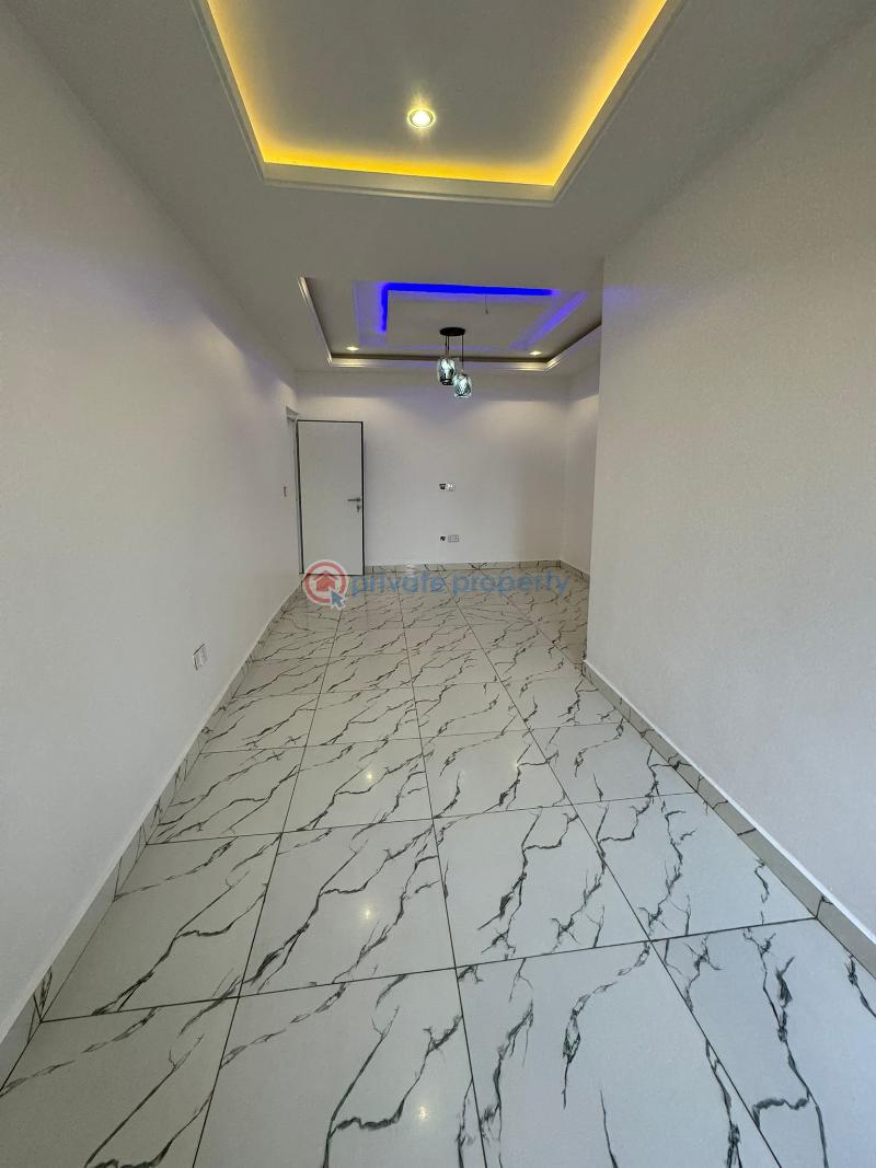 4 bedroom Semi detached Duplex For Sale Along Voice Of Nigeria Road Lugbe Abuja Phase 4  - 15