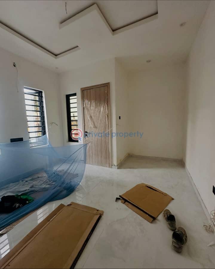 4 bedroom Semi detached Duplex For Sale Maryland Lagos - 6