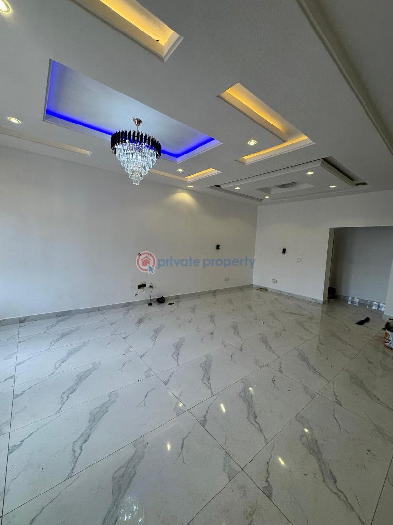 4 bedroom Semi detached Duplex For Sale Along Voice Of Nigeria Road Lugbe Abuja Phase 4  - 6