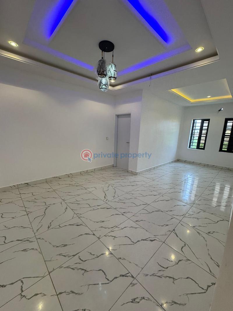 4 bedroom Semi detached Duplex For Sale Along Voice Of Nigeria Road Lugbe Abuja Phase 4  - 13